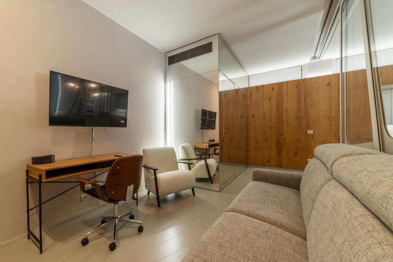 Studi Patrizi Dreaming Luxury Duplex Apartment روما المظهر الخارجي الصورة